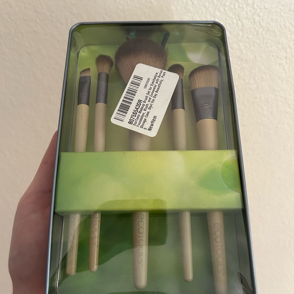 New Makeup Brushes